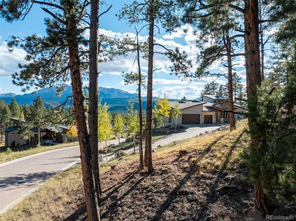 270 Thunder Ridge DR, Woodland Park, CO 80863