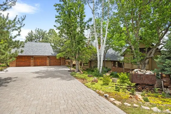 1625 E Layton DR, Englewood, CO 80113