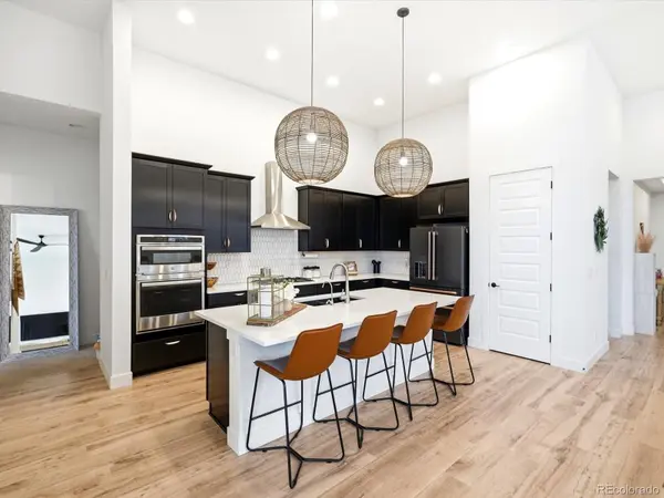 3268 Carabiner ST, Castle Rock, CO 80108