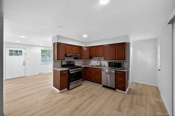 941 S Ironton ST, Aurora, CO 80012