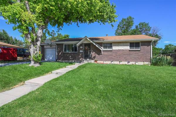 8250 Chase WAY, Arvada, CO 80003