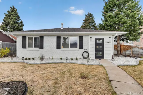 2201 S Dexter ST, Denver, CO 80222