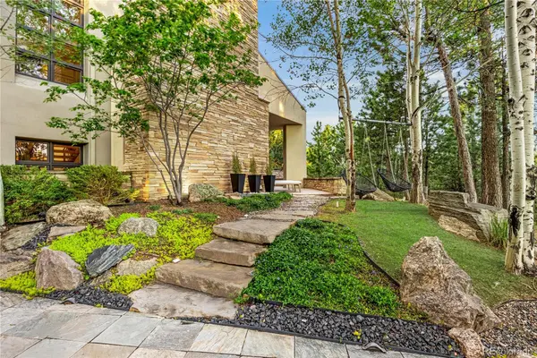 1250 Dolan DR, Monument, CO 80132