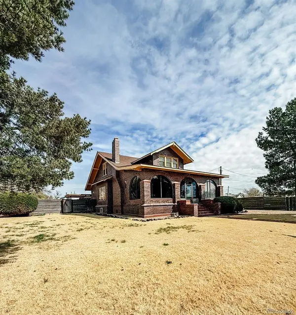 204 W Ash ST, Walsh, CO 81090