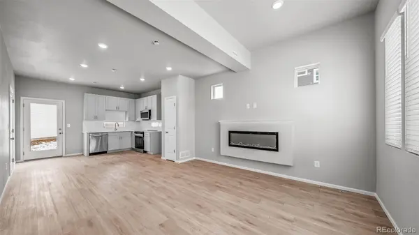 3407 Pearwood DR, Johnstown, CO 80534