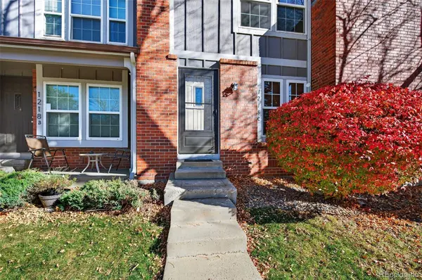 1218 S Flower CIR #C, Lakewood, CO 80232