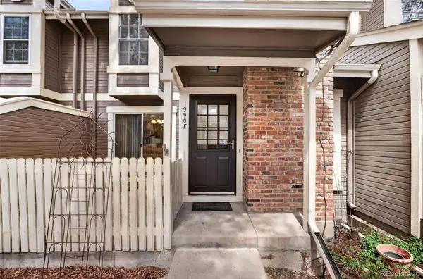1990 S Helena ST #E, Aurora, CO 80013