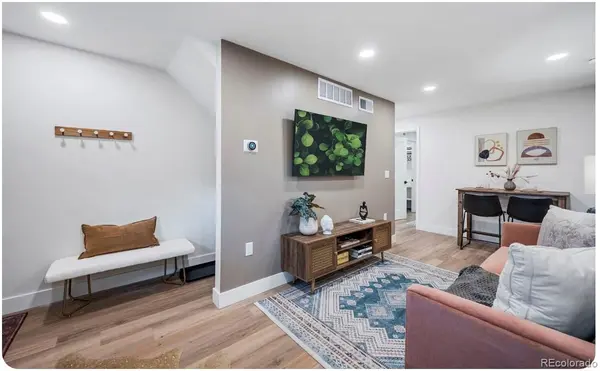 5333 N Osceola ST, Denver, CO 80212