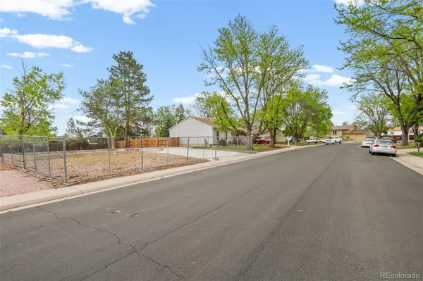 1860 S Truckee WAY, Aurora, CO 80017