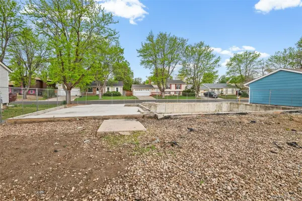 1860 S Truckee WAY, Aurora, CO 80017