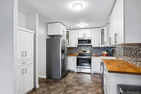 715 S Clinton ST #2B, Denver, CO 80247