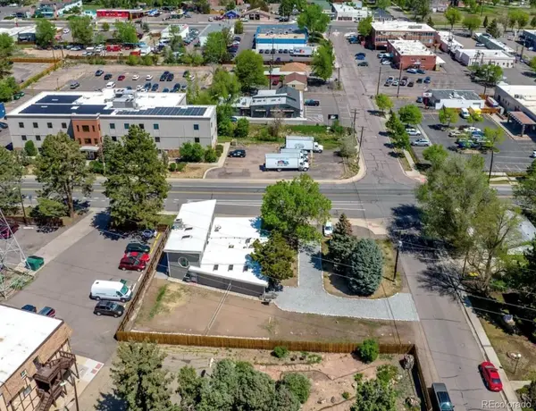 8800 W 14th AVE, Lakewood, CO 80215