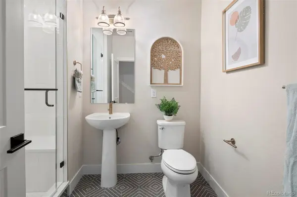 888 S Valentia ST #16-102, Denver, CO 80247