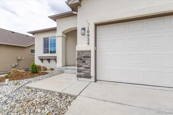 10924 Echo Canyon DR, Colorado Springs, CO 80908