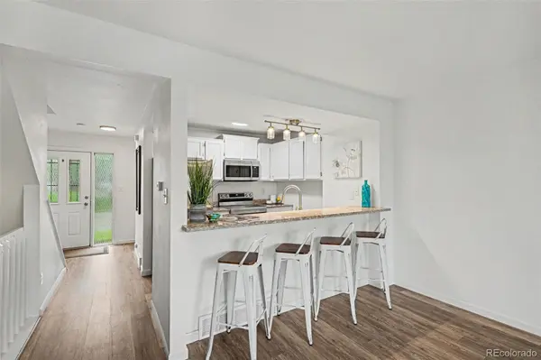 2432 Lexington Village LN, Colorado Springs, CO 80916