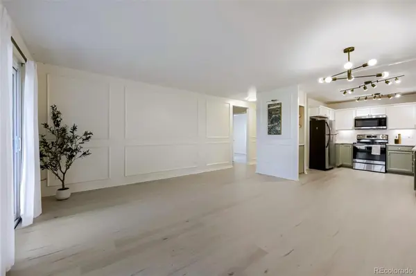 705 S Clinton ST #9B, Denver, CO 80203