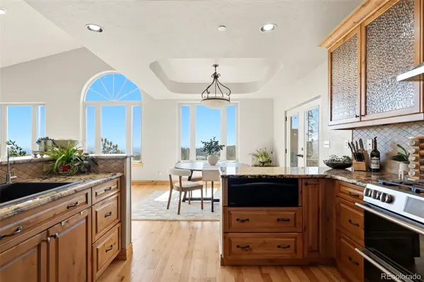 1520 S Lininger DR, Golden, CO 80401
