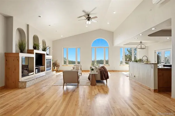 1520 S Lininger DR, Golden, CO 80401