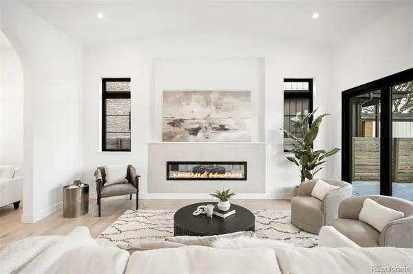 3255 S Clermont ST, Denver, CO 80222