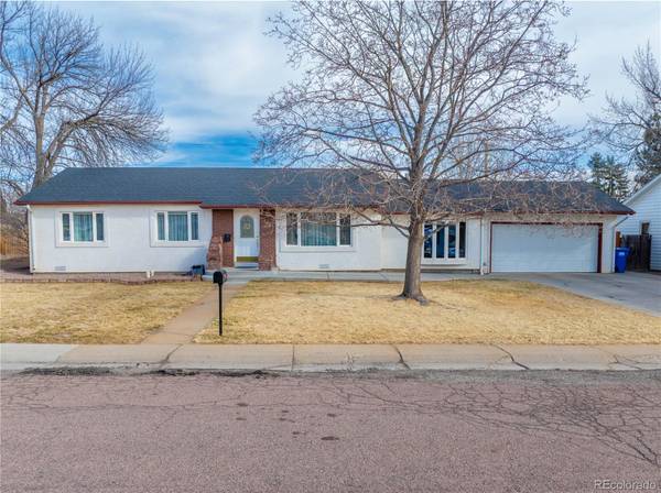 124 E Circle DR, Canon City, CO 81212