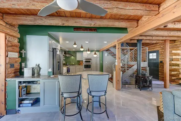 8752 S Ault LN, Morrison, CO 80465