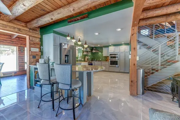 8752 S Ault LN, Morrison, CO 80465