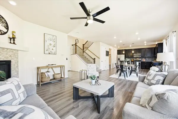 8601 Zircon WAY, Arvada, CO 80007