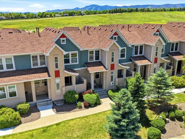 9773 W Hinsdale LN, Littleton, CO 80128
