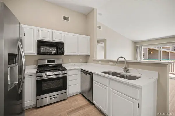 8365 Pebble Creek WAY #201, Highlands Ranch, CO 80126
