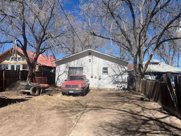 922 8th ST, Alamosa, CO 81101