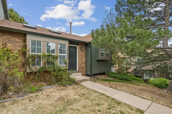 17213 E Stanford AVE #F, Aurora, CO 80015