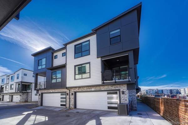 2022 S Holly ST #4, Denver, CO 80222
