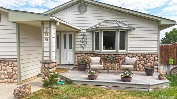 206 E Rangely AVE, Rangely, CO 81648