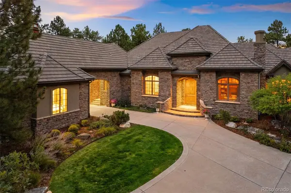 976 Country Club Pkwy, Castle Rock, CO 80108