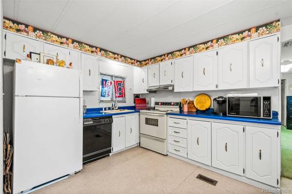 3003 Valmont RD, Boulder, CO 80301