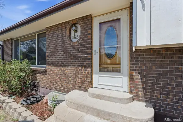 8623 W Warren DR, Lakewood, CO 80227