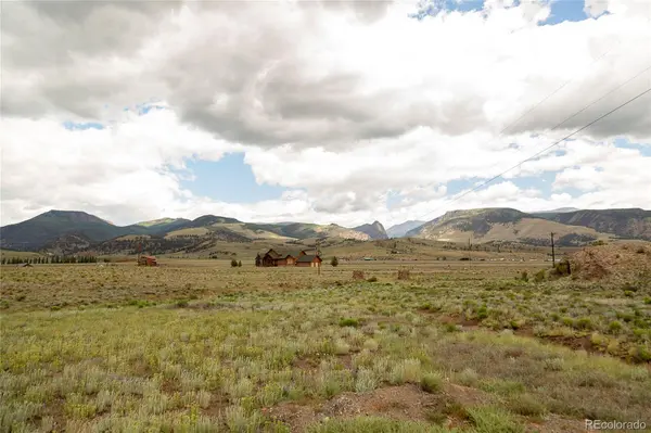 410 Macfarlane LN, Creede, CO 81130