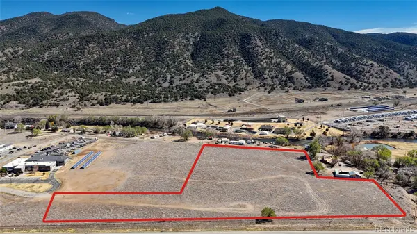 000 Cleora RD, Salida, CO 81201