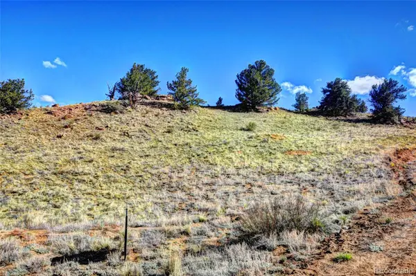 32 Hanover LN, Jefferson, CO 80456