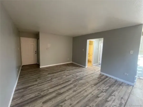1590 clinton #6, Aurora, CO 80010