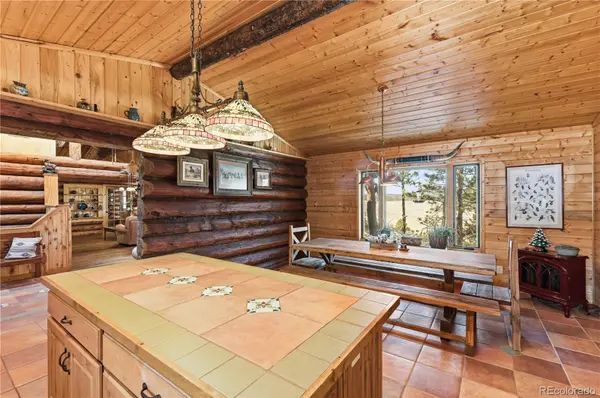 1806 Wagon Wheel RD, Hartsel, CO 80449