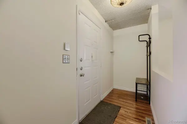 6720 E Mississippi AVE #B, Denver, CO 80224