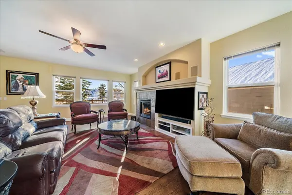 8251 S Quatar CIR, Aurora, CO 80016