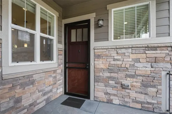 6907 W Jewell DR, Lakewood, CO 80227