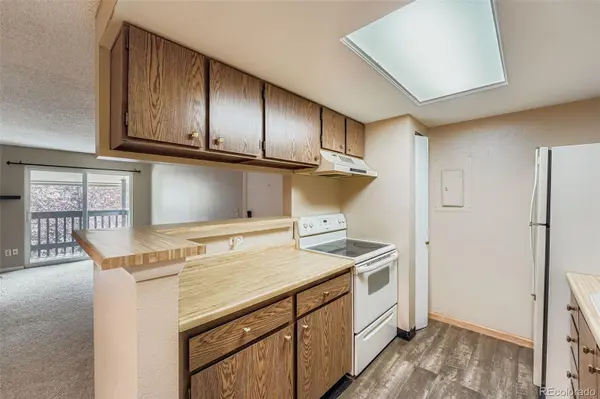 1876 S Pitkin CIR #B, Aurora, CO 80017