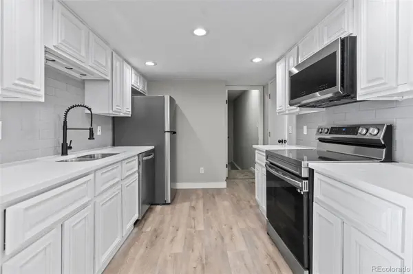 2318 S Troy ST, Aurora, CO 80014