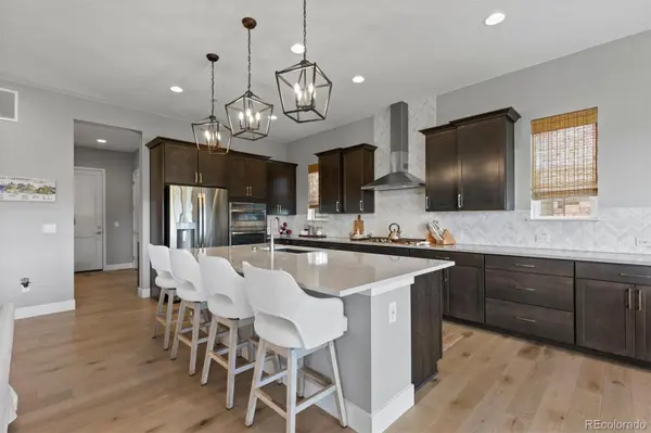 2111 Rim Ridge DR, Castle Pines, CO 80108