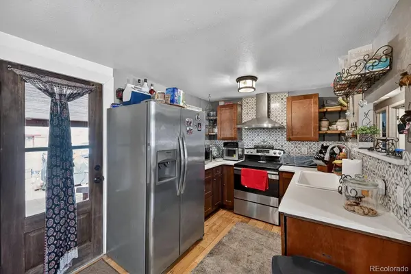 5961 E 81st AVE, Dupont, CO 80024