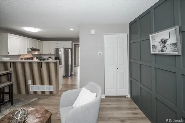 18131 E Arizona AVE #F, Aurora, CO 80017