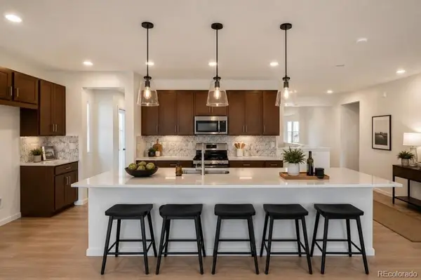 17008 W 92nd DR, Arvada, CO 80007